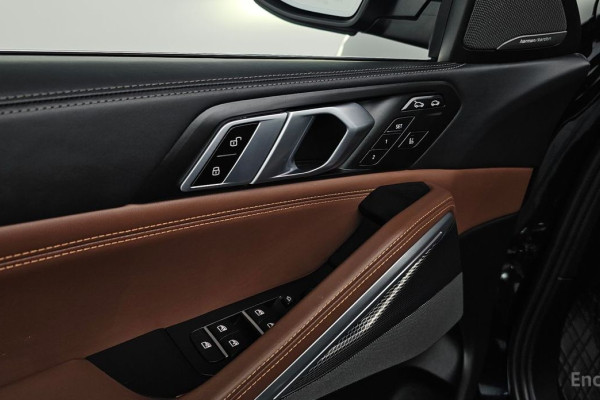 2022 BMW X6 с пробегом 42 060 км