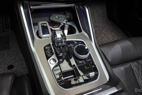 2022 BMW X6 с пробегом 72 999 км