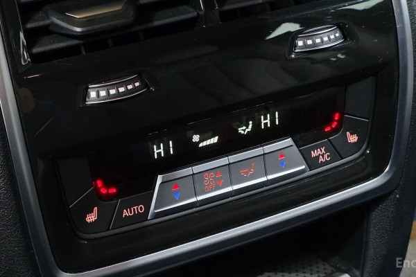 2022 BMW X6 с пробегом 24 443 км