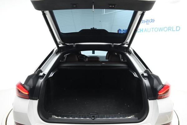 2022 BMW X6 с пробегом 79 300 км