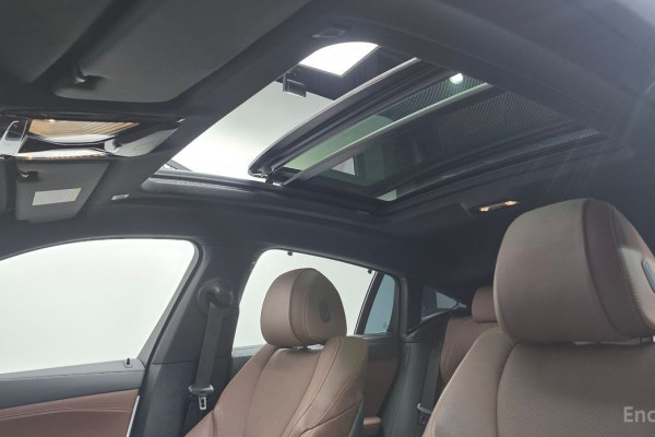 2022 BMW X6 с пробегом 51 993 км