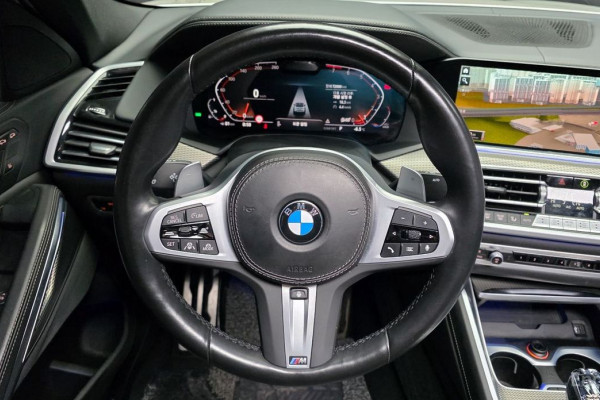 2022 BMW X6 с пробегом 72 999 км