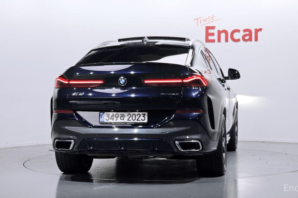 2022 BMW X6 с пробегом 33 174 км