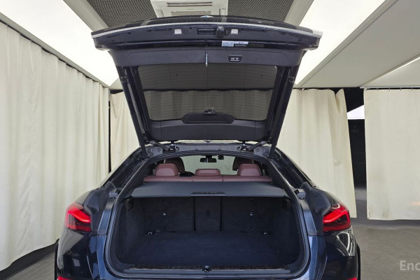 2022 BMW X6 с пробегом 76 463 км