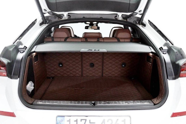 2022 BMW X6 с пробегом 75 055 км