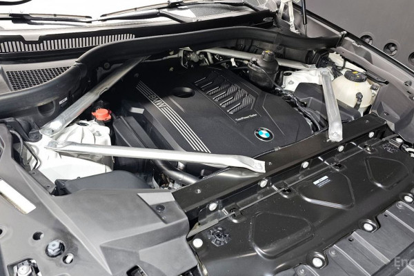 2022 BMW X6 с пробегом 58 553 км