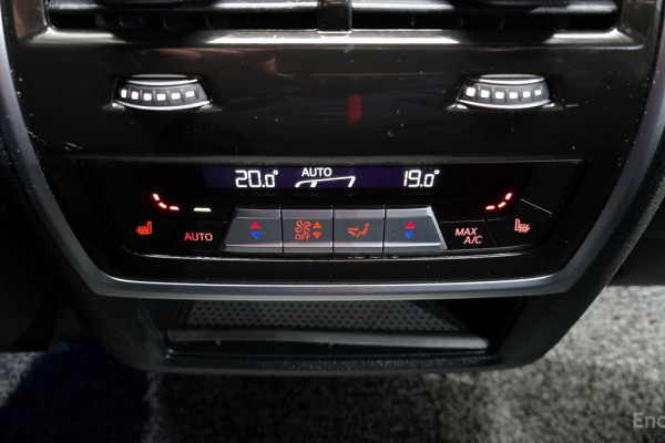 2022 BMW X6 с пробегом 72 999 км