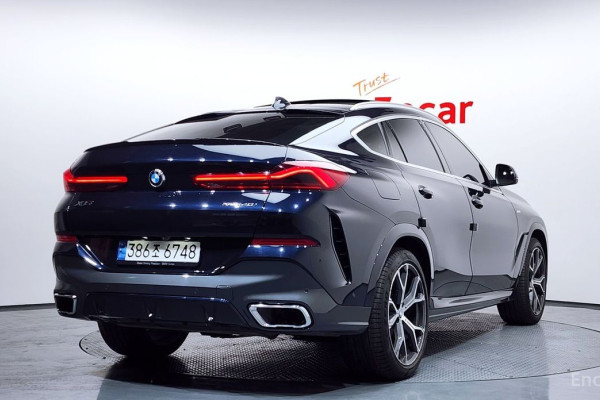 2022 BMW X6 с пробегом 53 940 км