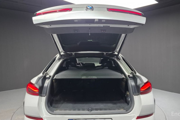 2022 BMW X6 с пробегом 72 999 км