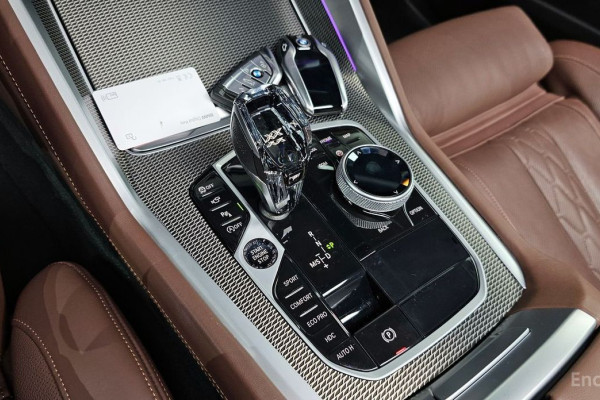 2022 BMW X6 с пробегом 33 174 км