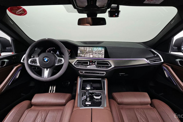 2022 BMW X6 с пробегом 33 174 км