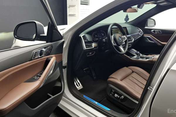 2022 BMW X6 с пробегом 58 553 км