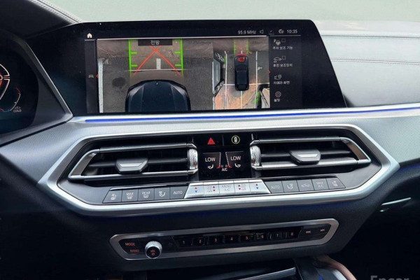 2022 BMW X6 с пробегом 83 502 км