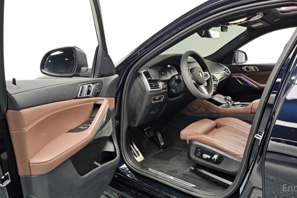 2022 BMW X6 с пробегом 33 174 км