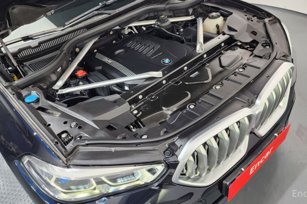 2022 BMW X6 с пробегом 53 940 км