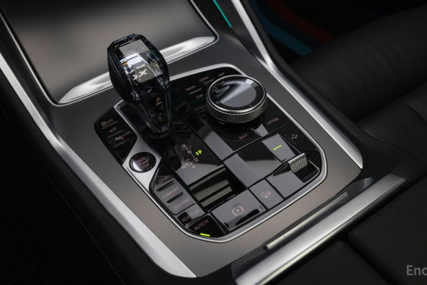 2022 BMW X6 с пробегом 52 300 км