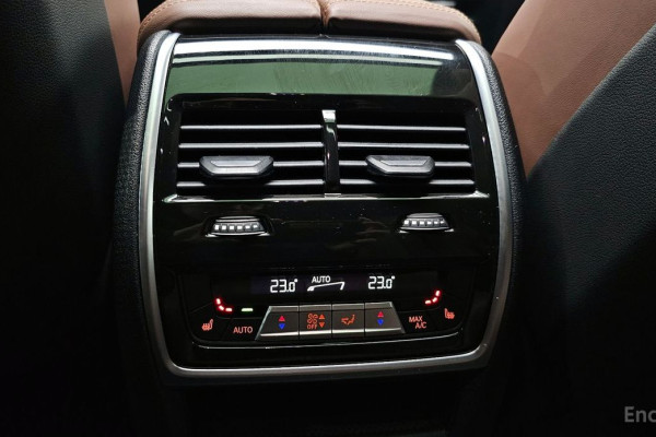 2022 BMW X6 с пробегом 33 174 км