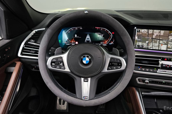 2022 BMW X6 с пробегом 33 174 км