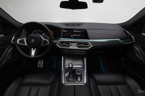 2022 BMW X6 с пробегом 52 300 км