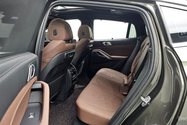 2022 BMW X6 с пробегом 76 389 км