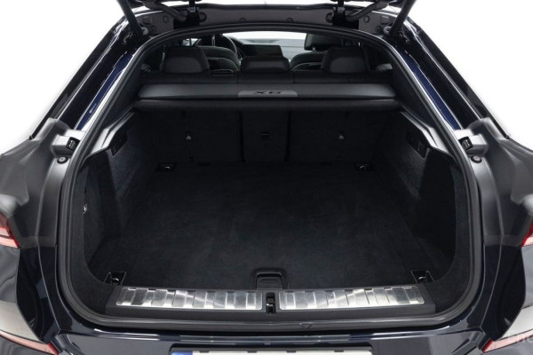 2022 BMW X6 с пробегом 52 300 км