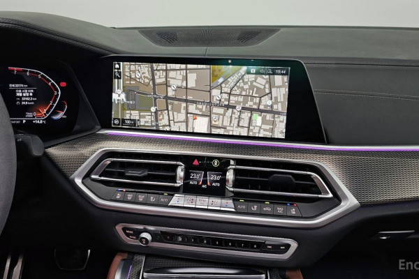 2022 BMW X6 с пробегом 33 174 км