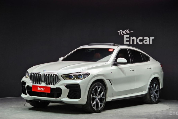 2022 BMW X6 с пробегом 52 665 км