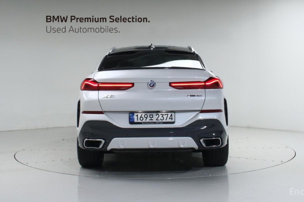 2022 BMW X6 с пробегом 31 688 км