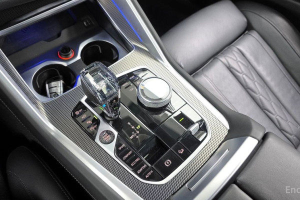 2022 BMW X6 с пробегом 67 701 км