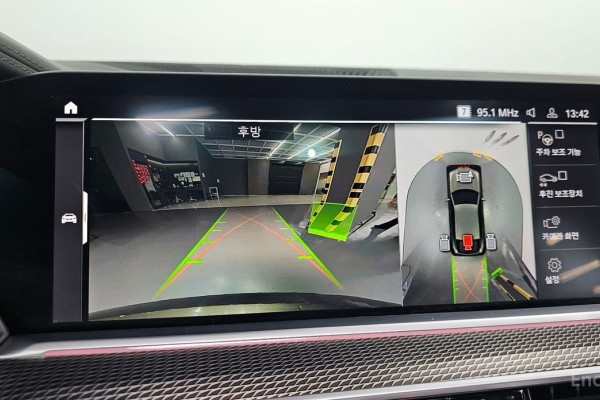 2022 BMW X6 с пробегом 76 389 км