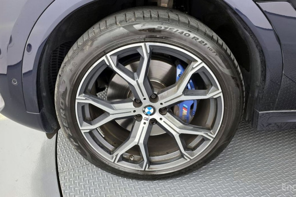 2022 BMW X6 с пробегом 71 934 км