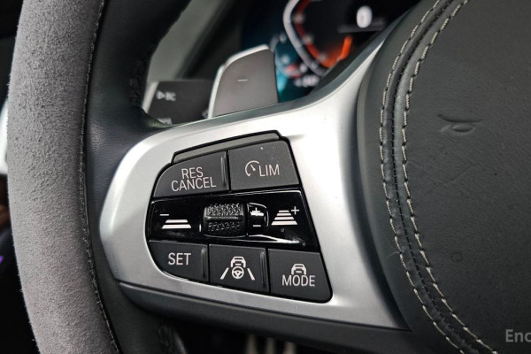 2022 BMW X6 с пробегом 33 174 км