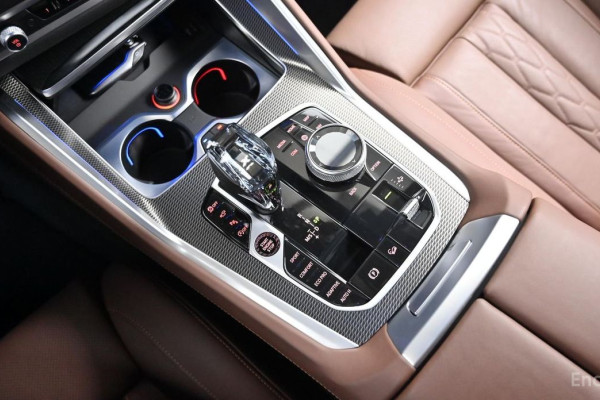 2022 BMW X6 с пробегом 31 688 км