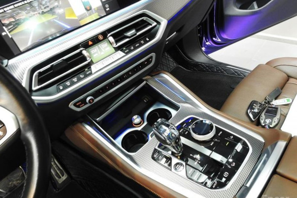 2022 BMW X6 с пробегом 42 000 км