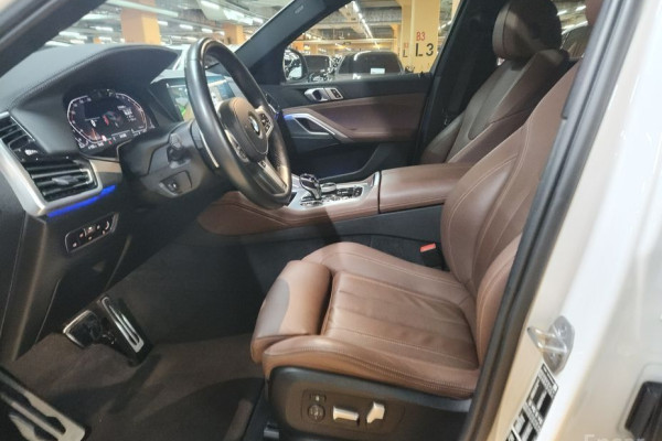 2022 BMW X6 с пробегом 54 000 км