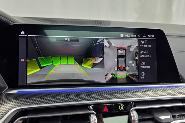 2022 BMW X6 с пробегом 67 701 км