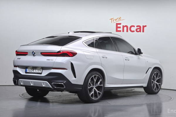 2022 BMW X6 с пробегом 74 467 км