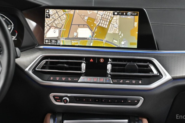 2022 BMW X6 с пробегом 31 688 км