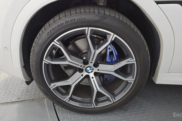 2022 BMW X6 с пробегом 74 467 км