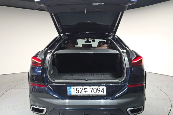 2022 BMW X6 с пробегом 89 424 км