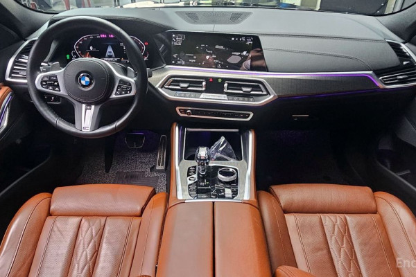 2022 BMW X6 с пробегом 33 592 км