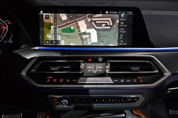 2022 BMW X6 с пробегом 52 665 км