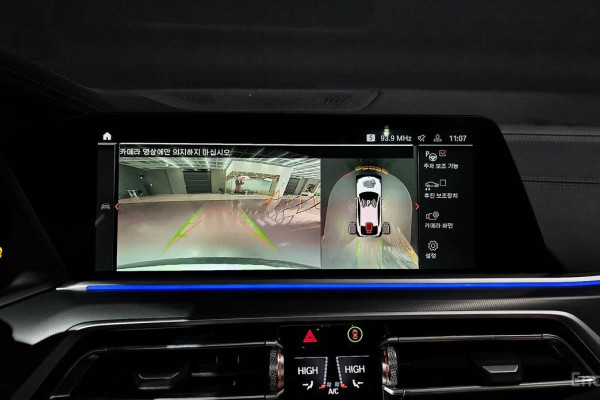 2022 BMW X6 с пробегом 52 665 км