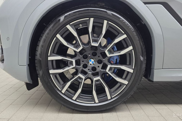 2025 BMW X6 с пробегом 11 595 км