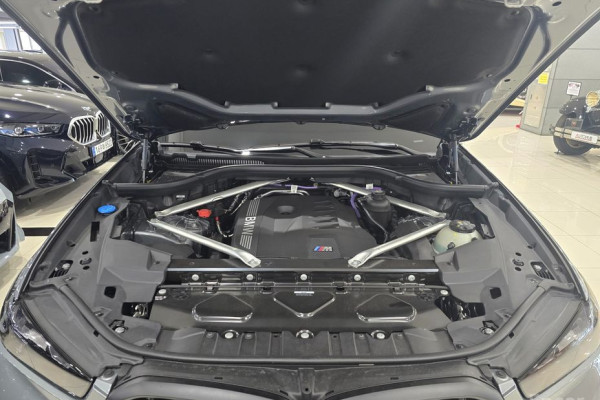 2025 BMW X6 с пробегом 5 300 км