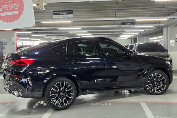 2026 BMW X6 с пробегом 11 км