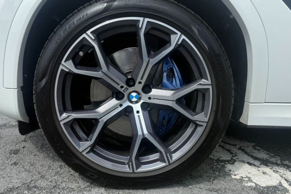 2024 BMW X6 с пробегом 19 058 км