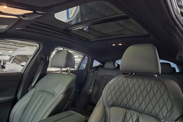 2024 BMW X6 с пробегом 43 712 км