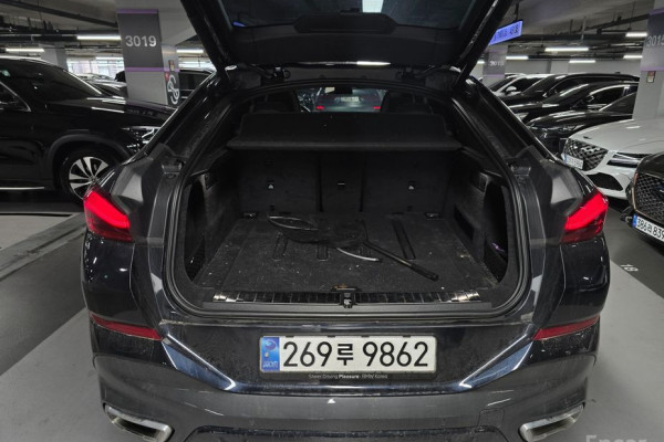 2024 BMW X6 с пробегом 43 712 км