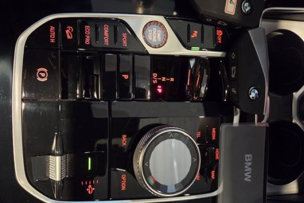 2025 BMW X6 с пробегом 6 584 км